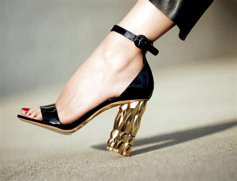 zapatos ferragamo mujer.